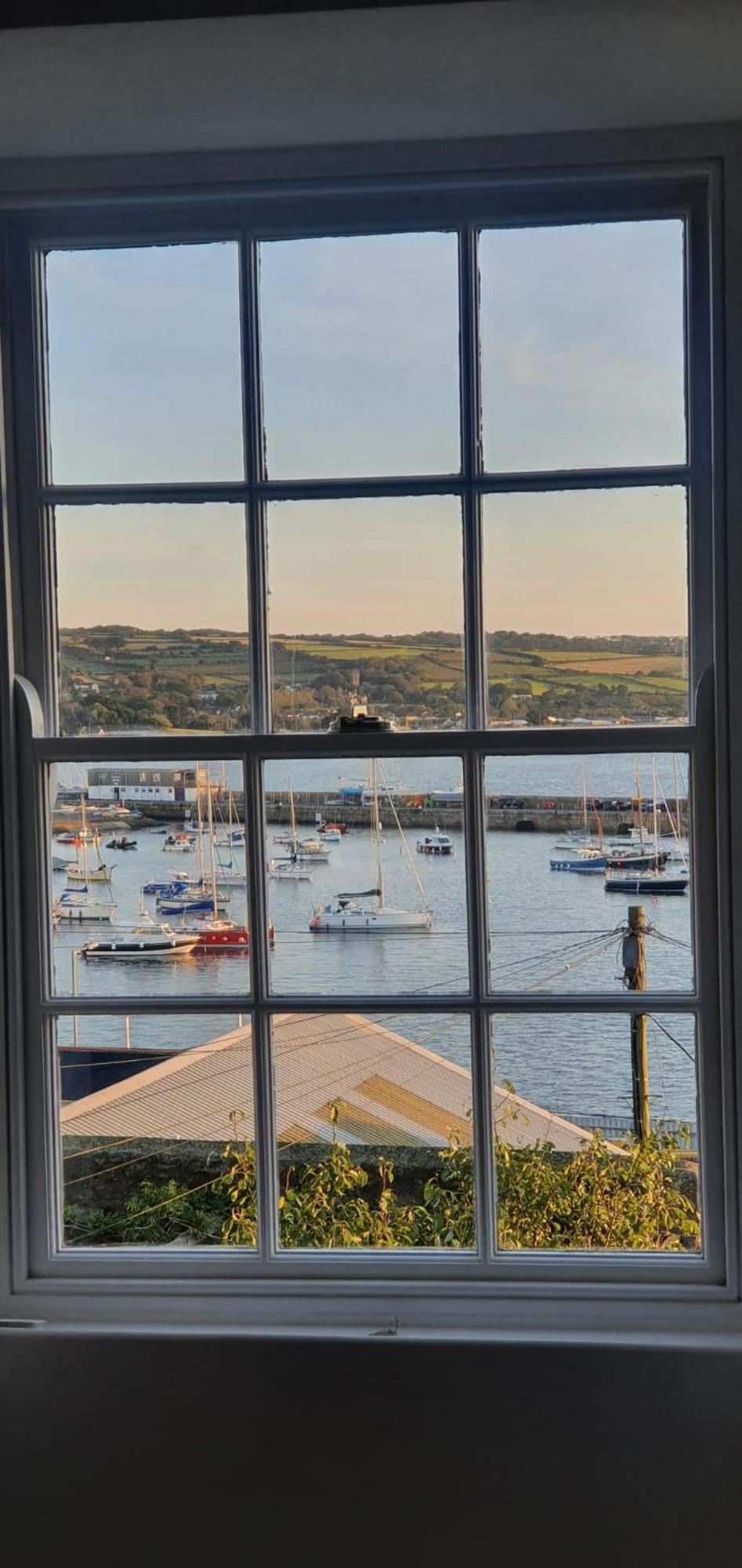 New~Breathtaking Bay Views~Chapel Street~Penzance 아파트 외부 사진